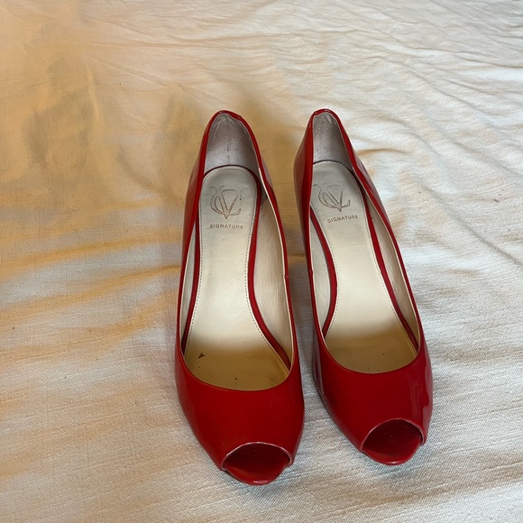 Red Vero Cuio Heels 8M - Picture 3 of 7